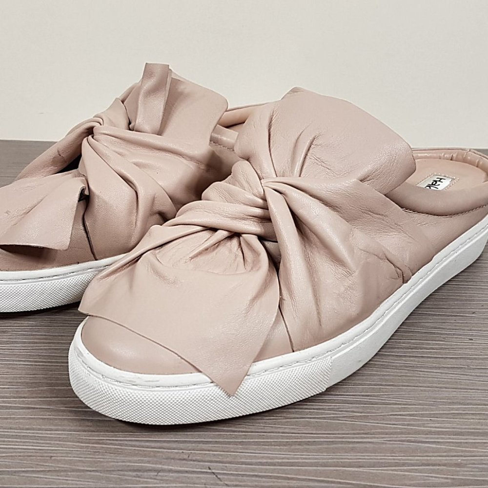 Halogen Manny Knotted Nude Leather Slip-On Sneaker, Womens Size 9.5 M